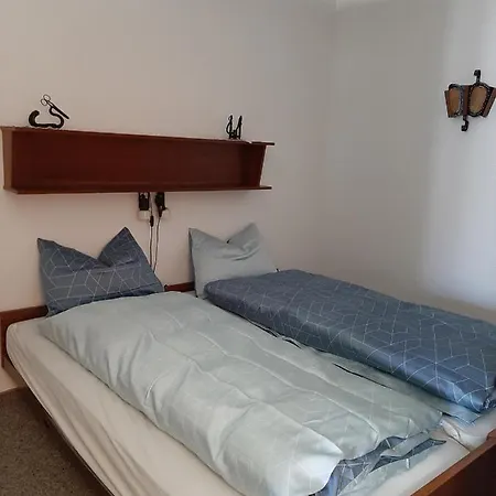 アパート Haus Marmotta